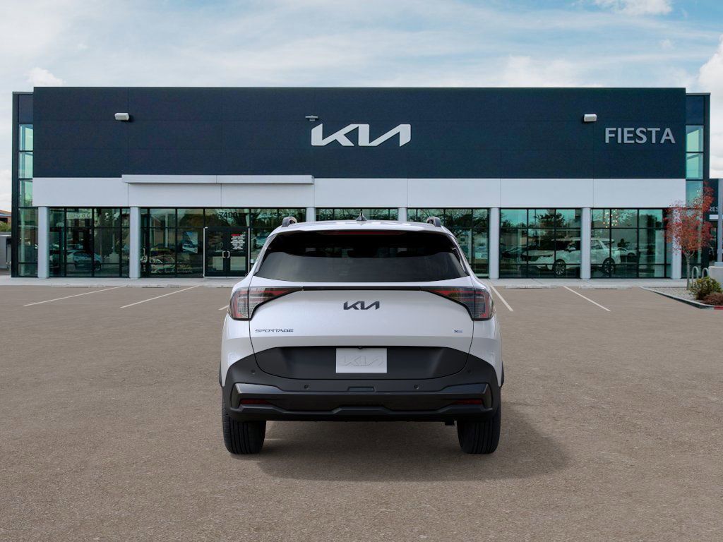 2026 Kia Sportage X-Line photo 5