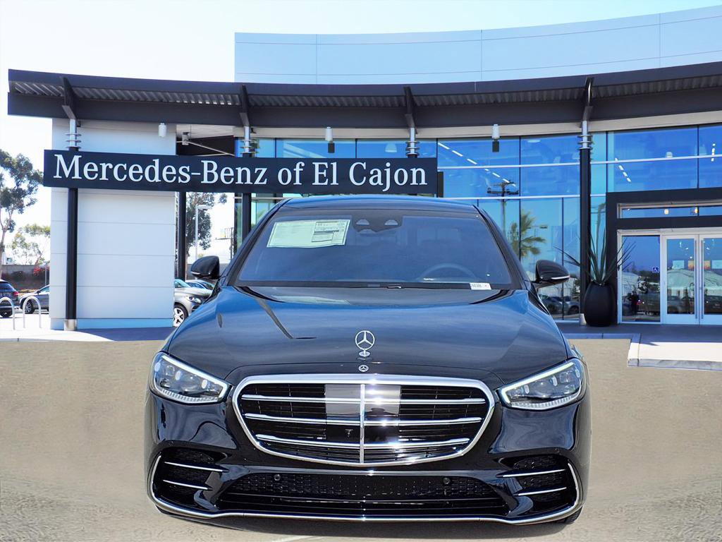 2026 Mercedes Benz S 500 4MATIC photo 2