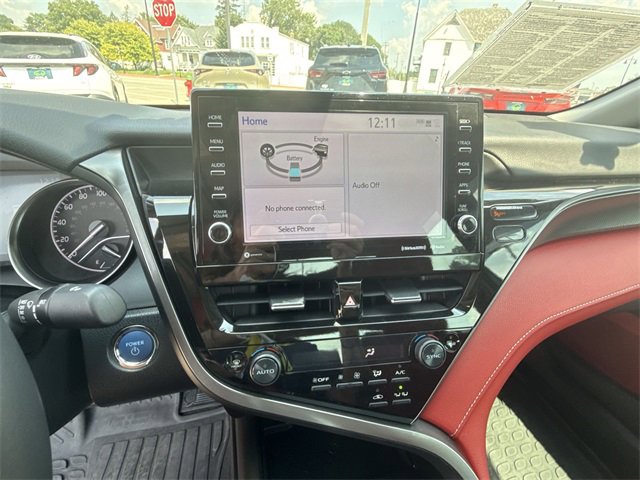 2024 Toyota Camry Hybrid XSE photo 3