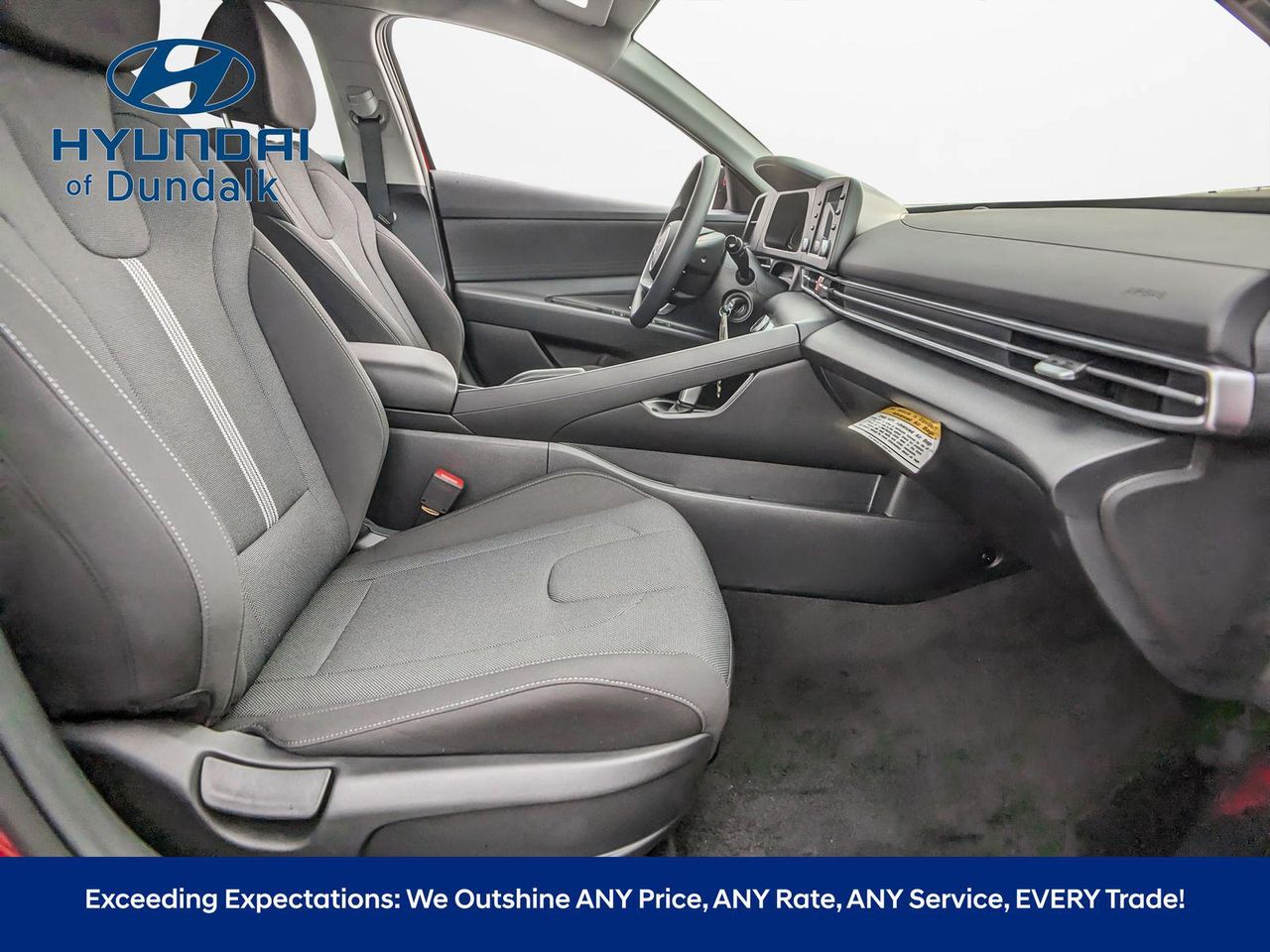 2025 Hyundai Elantra SE photo 19