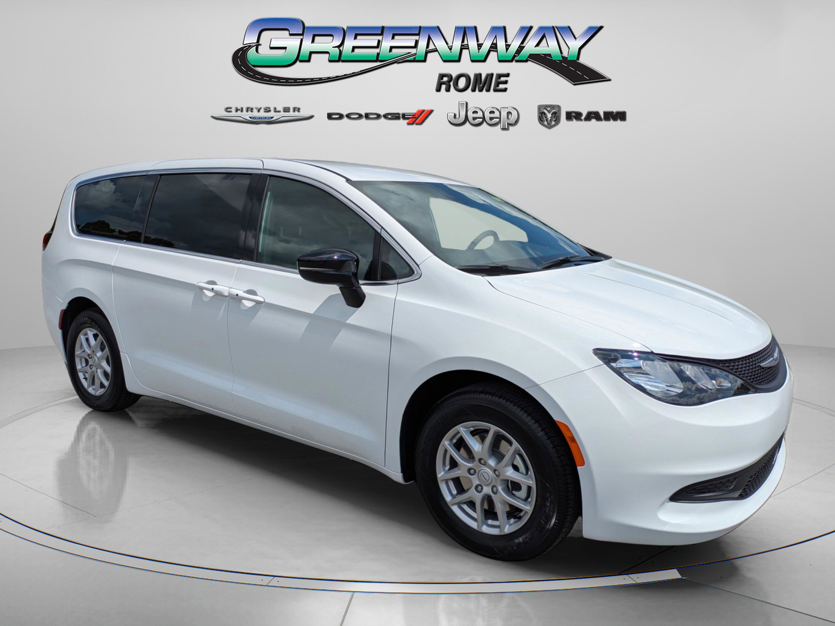 2026 Chrysler Voyager LX's photo