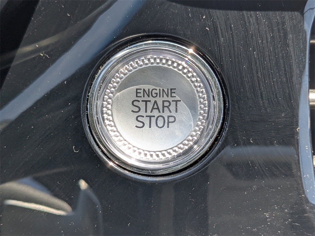 2025 Genesis G70 2.5T Sport Prestige photo 27