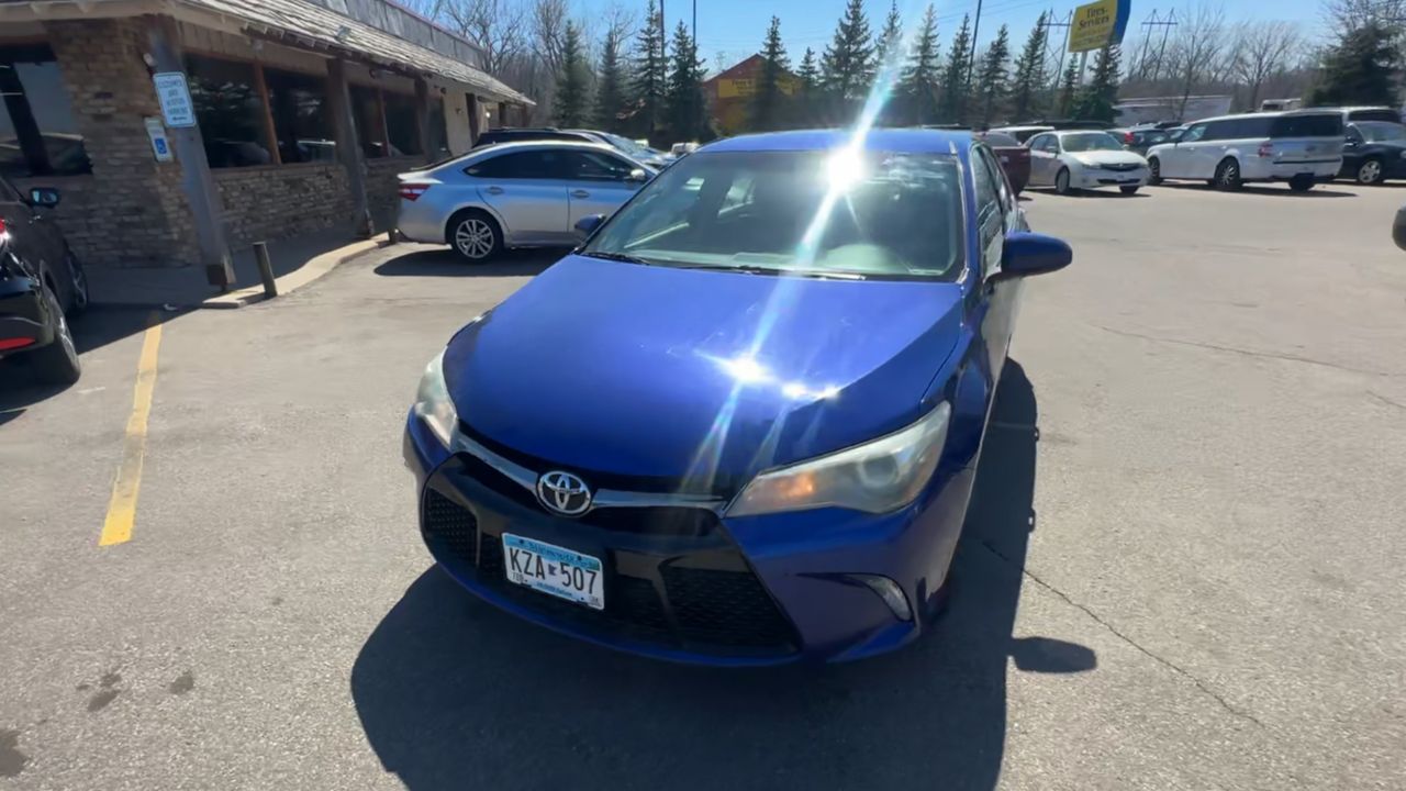 PreOwned 2016 Toyota Camry LE Sedan 4D 4D SEDAN Y763914 in