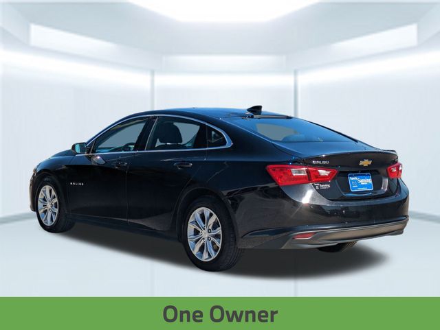 2023 Chevrolet Malibu 1LT photo 2