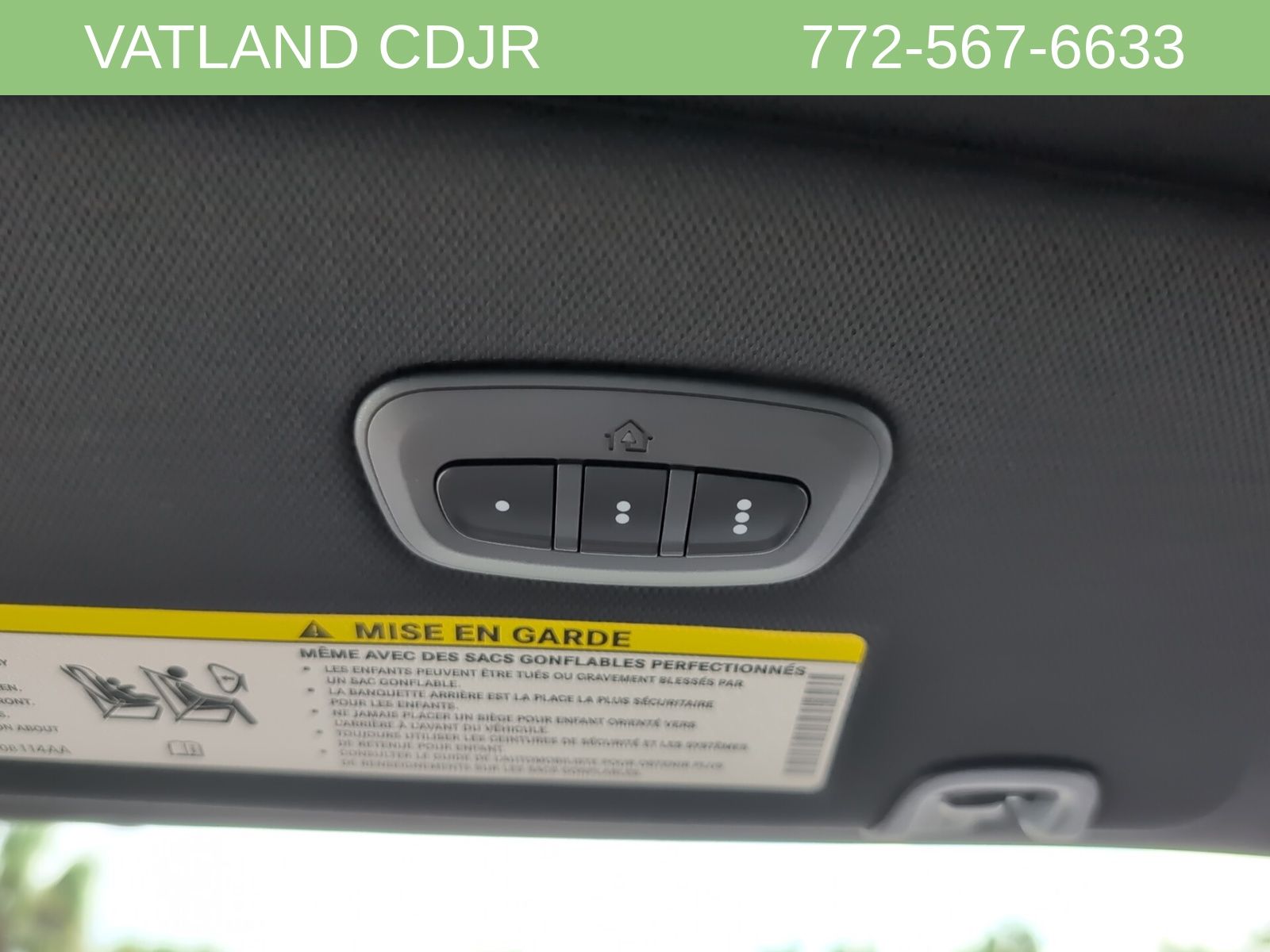 2026 Chrysler Pacifica photo 29