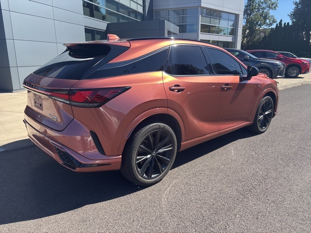 2023 Lexus RX 500h F SPORT Performance AWD photo 3