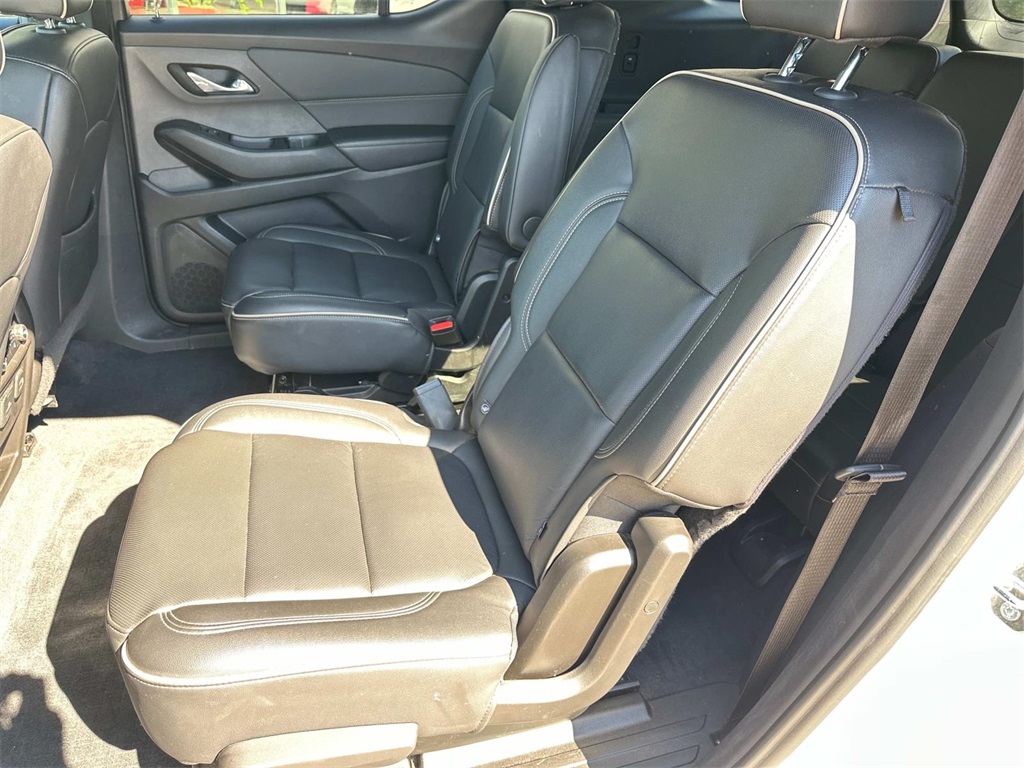 2023 Chevrolet Traverse Premier photo 10
