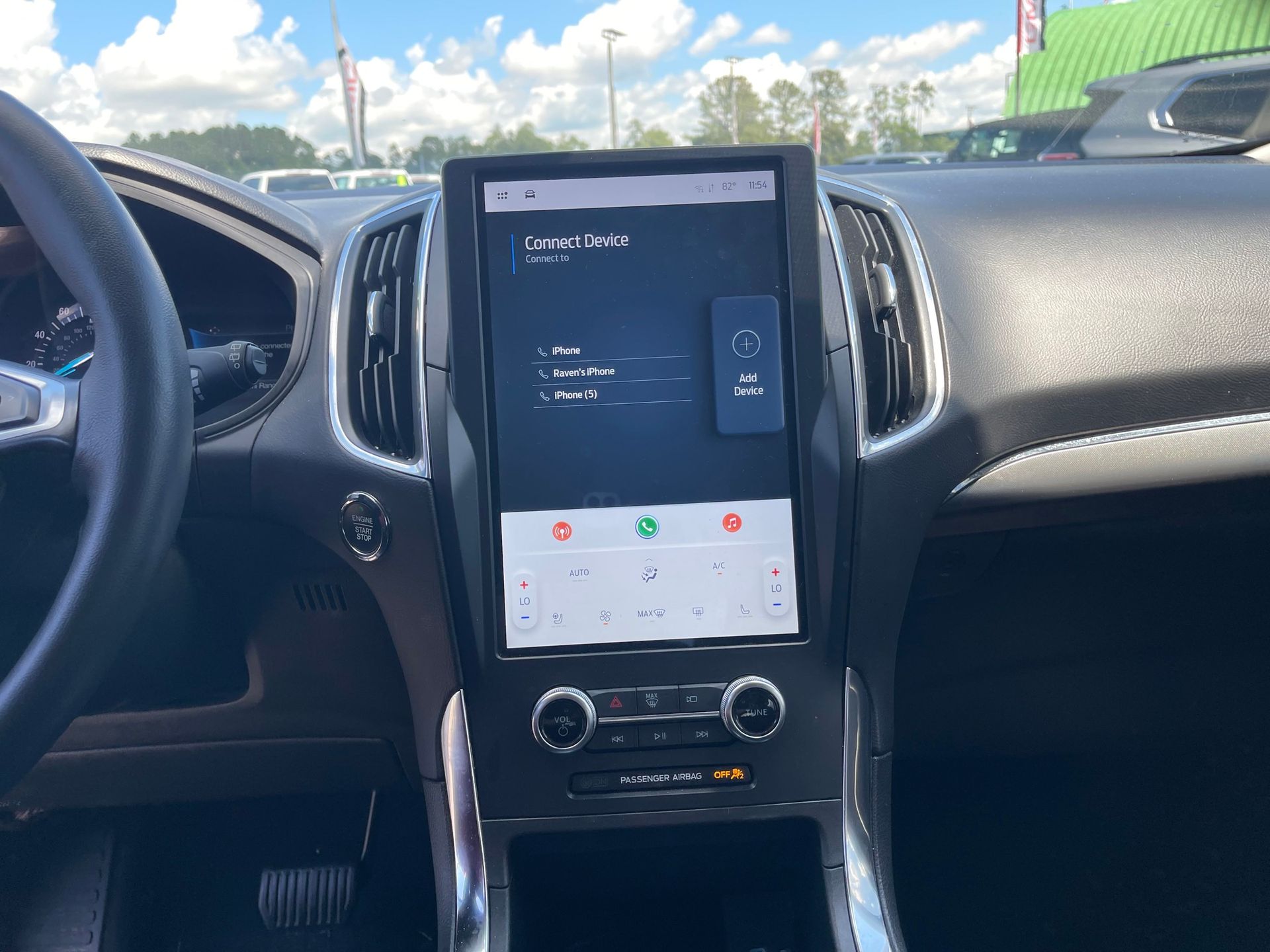 2024 Ford Edge Titanium photo 17
