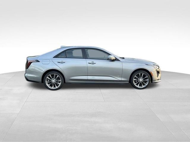 2025 Cadillac CT4 photo 8