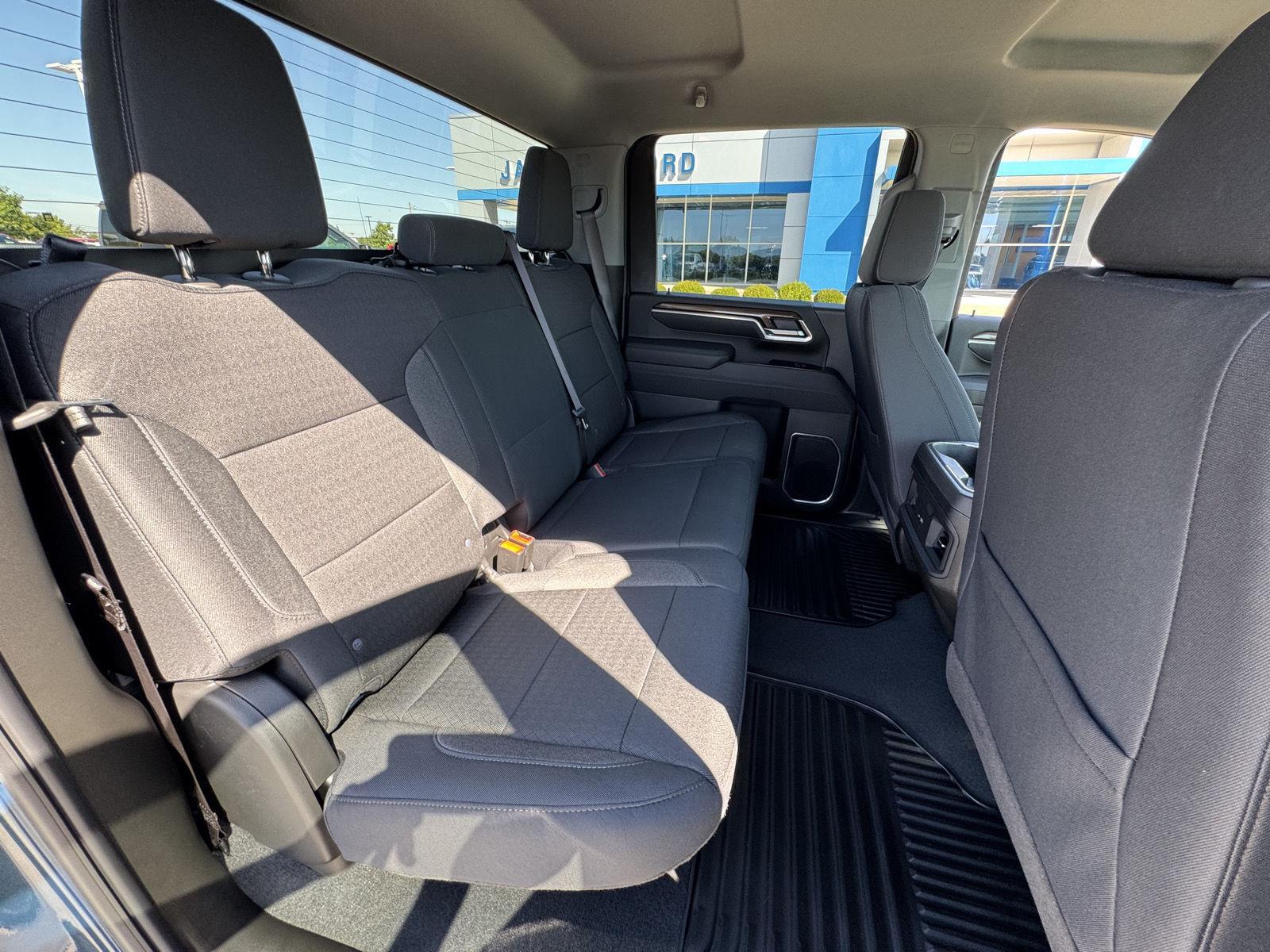 2026 Chevrolet Silverado 2500HD LT photo 38