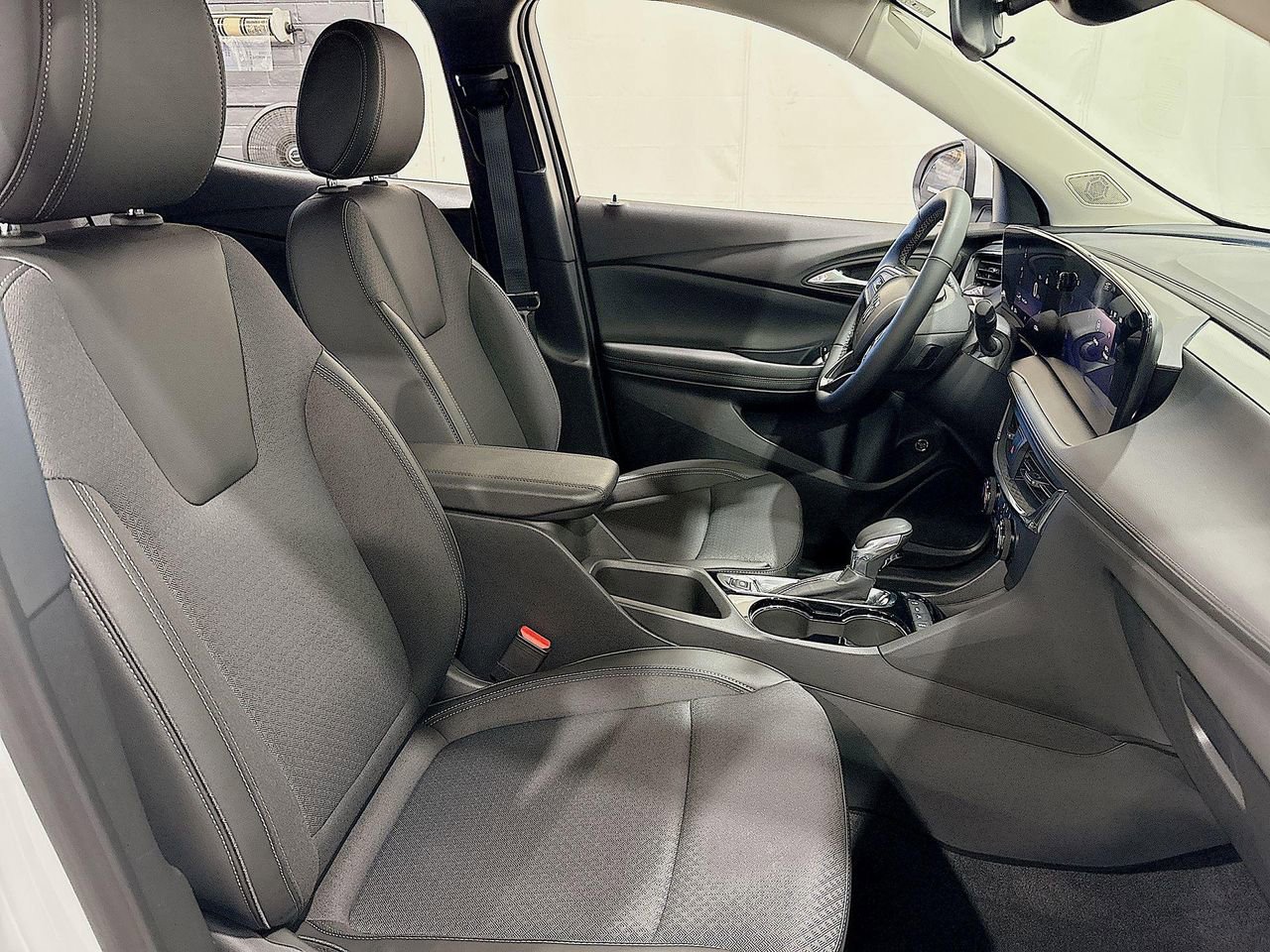 2025 Buick Encore GX Preferred photo 22
