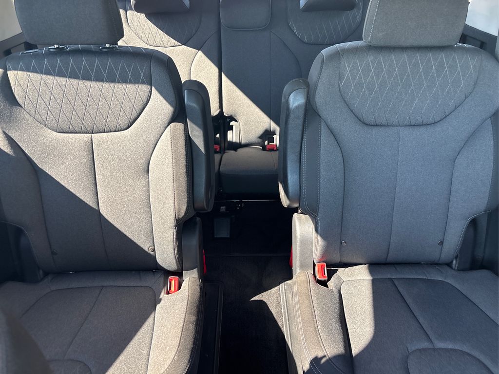 2022 Hyundai Palisade SEL photo 17