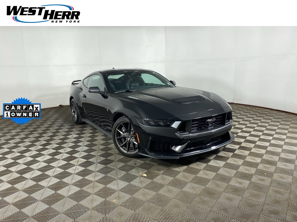 2024 Ford Mustang Dark Horse's photo