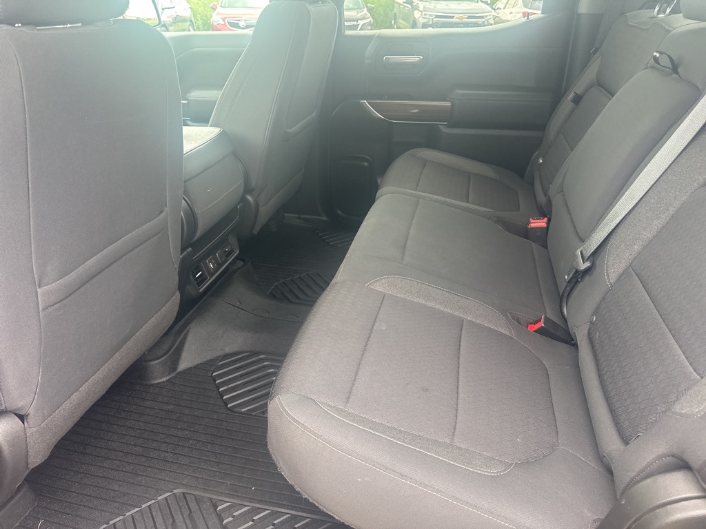 2020 Chevrolet Silverado 1500 RST photo 13