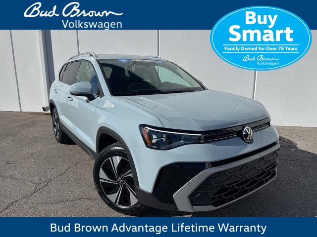 2026 Volkswagen Taos SE's photo