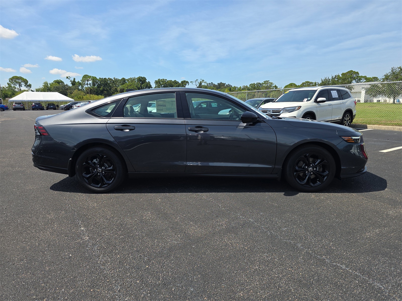 2025 Honda Accord SE photo 2