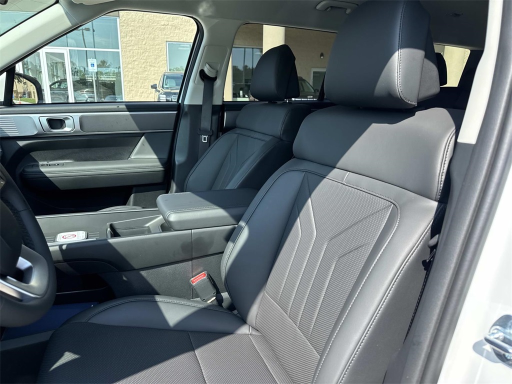 2026 Hyundai Santa Fe SEL photo 7