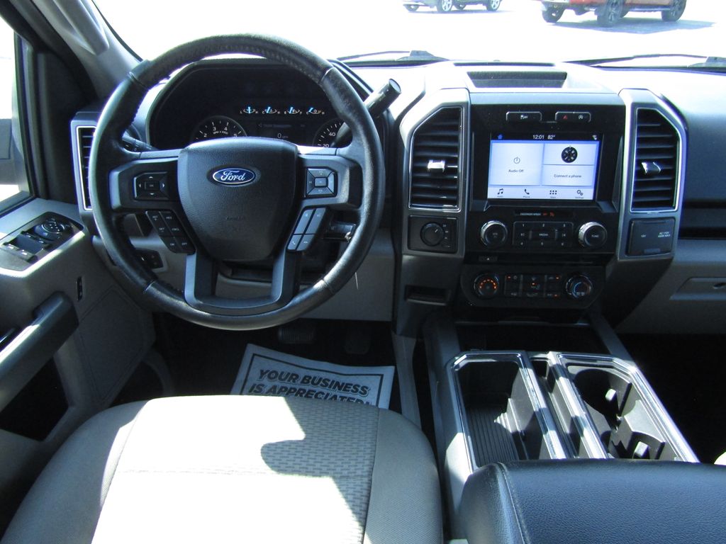 2018 Ford F-150 XLT photo 17