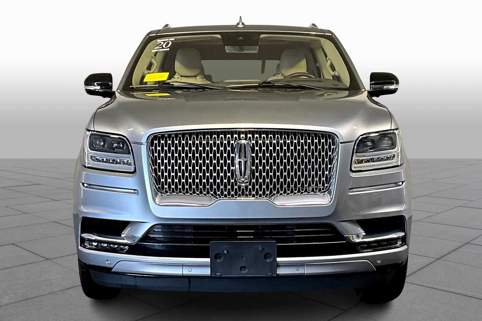 2020 Lincoln Navigator Reserve photo 3
