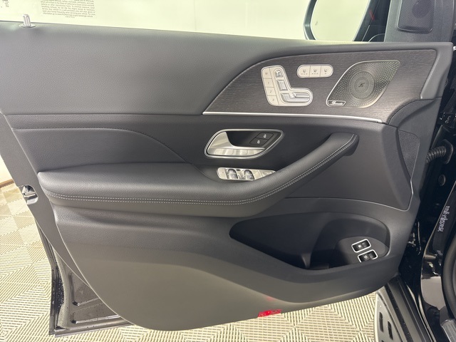 2026 Mercedes Benz GLE 450e 4MATIC photo 11