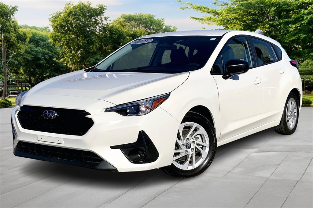 2025 Subaru Impreza Base's photo