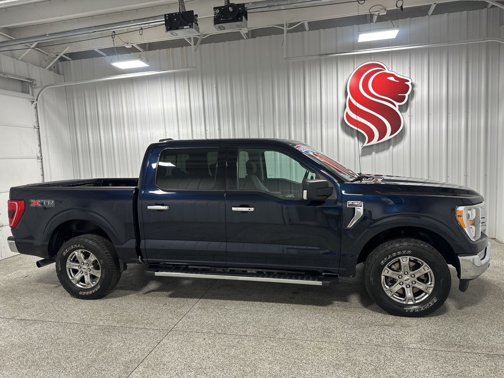 2021 Ford F-150 XLT's photo