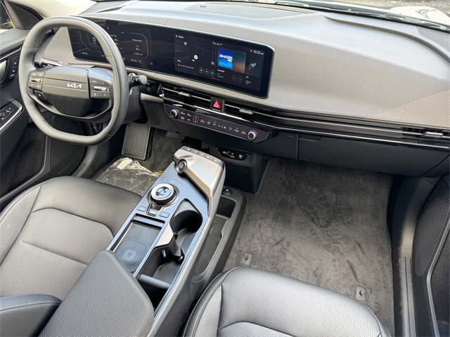 2025 Kia EV6 Wind photo 35
