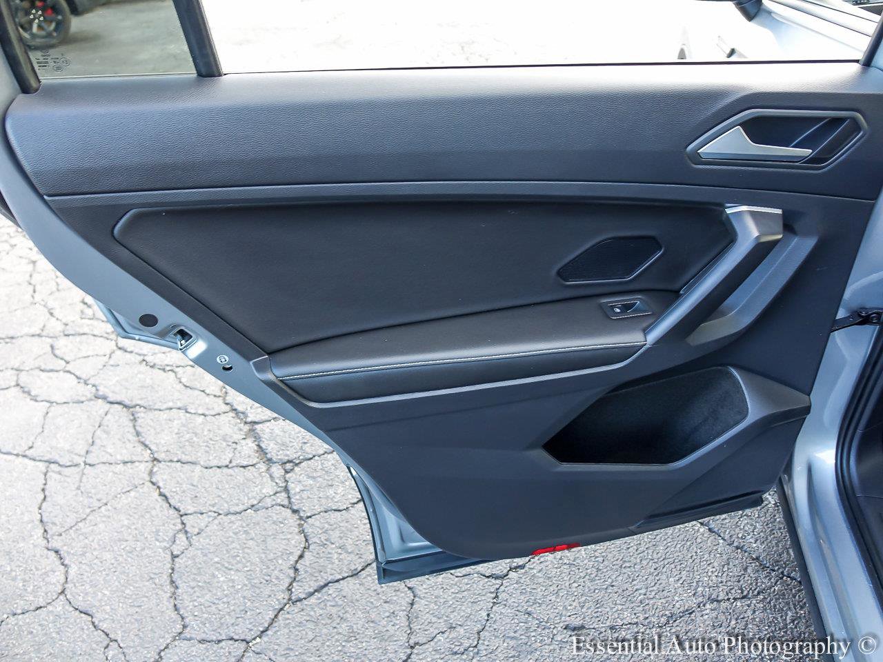 2023 VOLKSWAGEN TIGUAN - Image 18