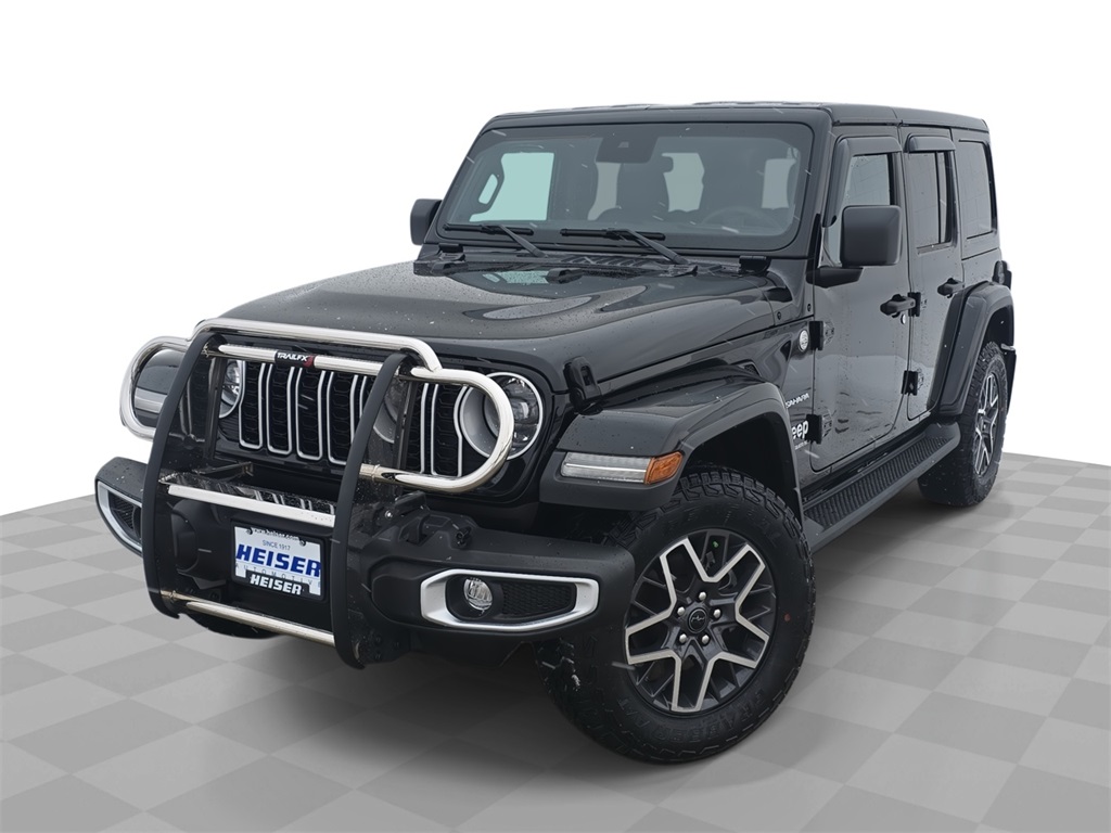2024 Jeep Wrangler 4-Door Sahara's photo