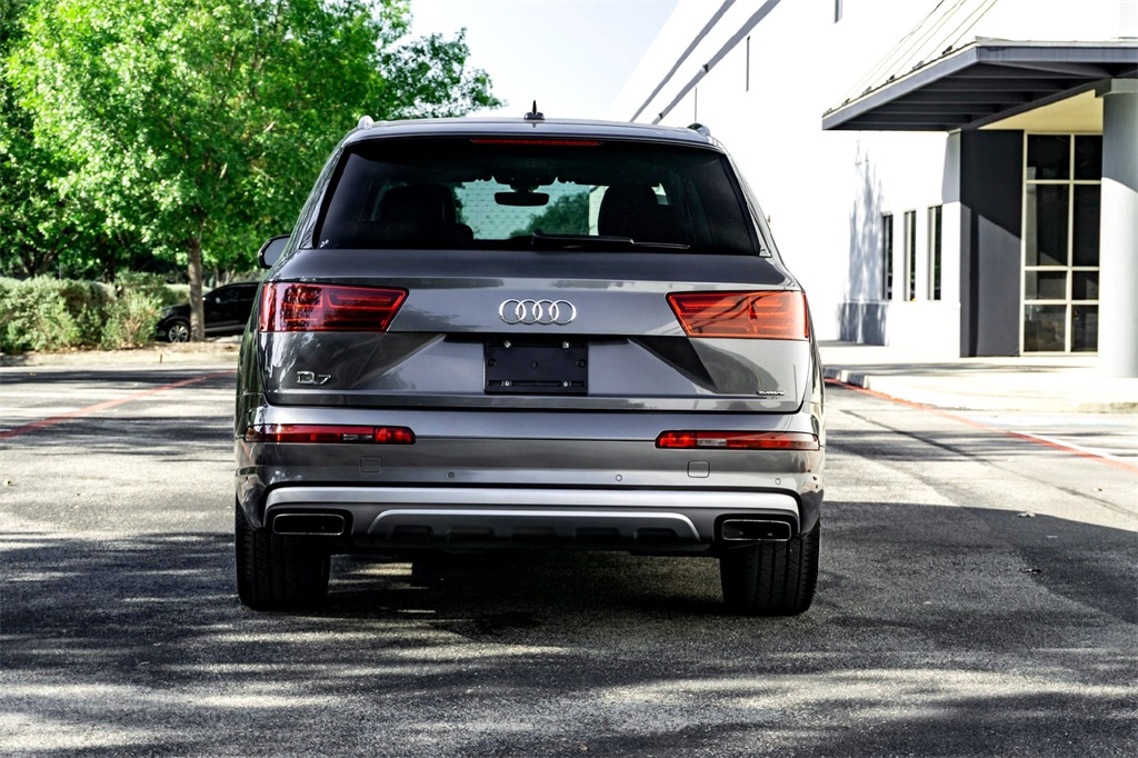 2019 Audi Q7 55 Premium Plus photo 6
