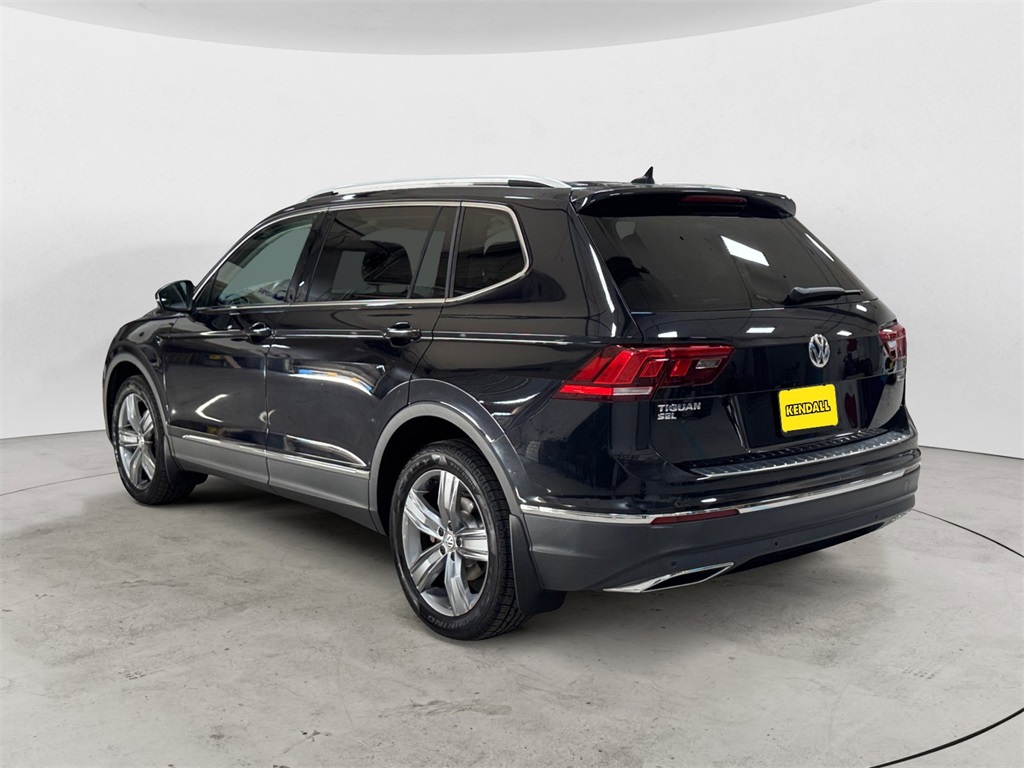 2019 Volkswagen Tiguan SEL Premium R-Line photo 3