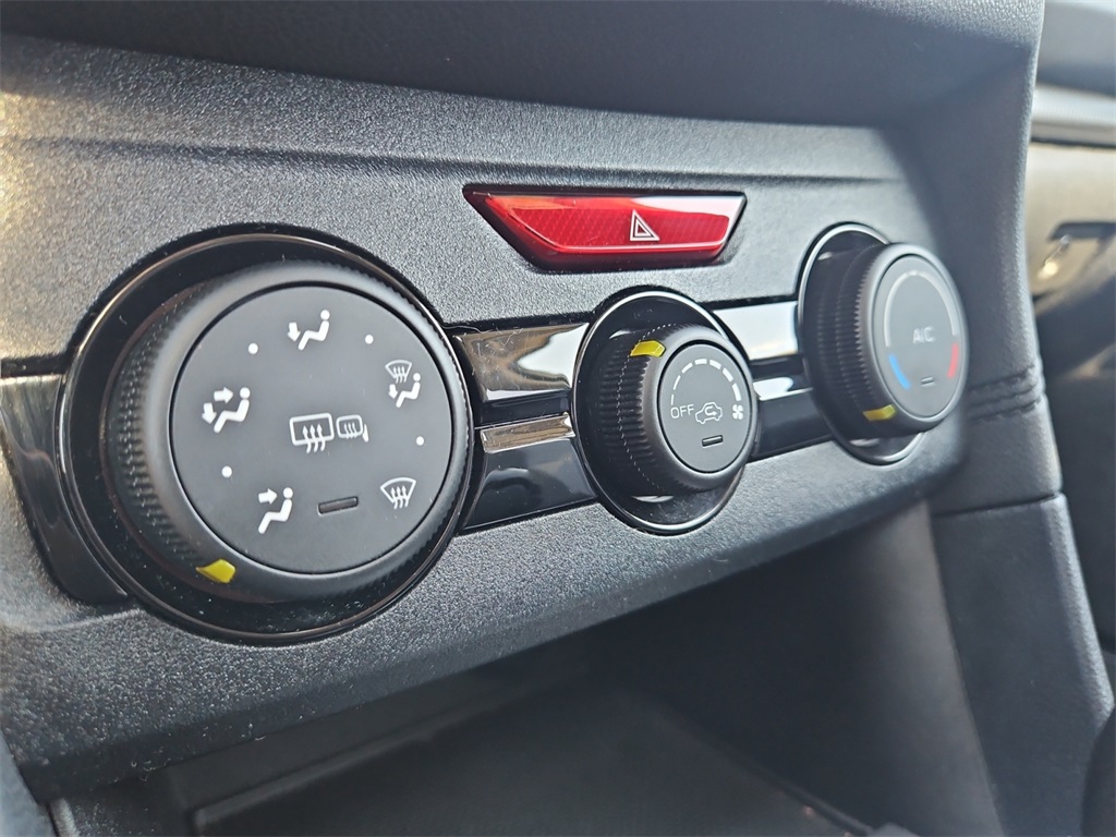 2019 Subaru Crosstrek 2.0i Premium photo 22