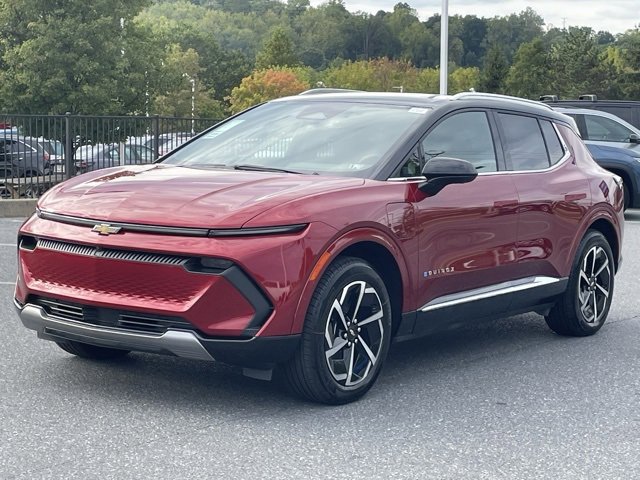 2025 Chevrolet Equinox EV 1LT photo 3