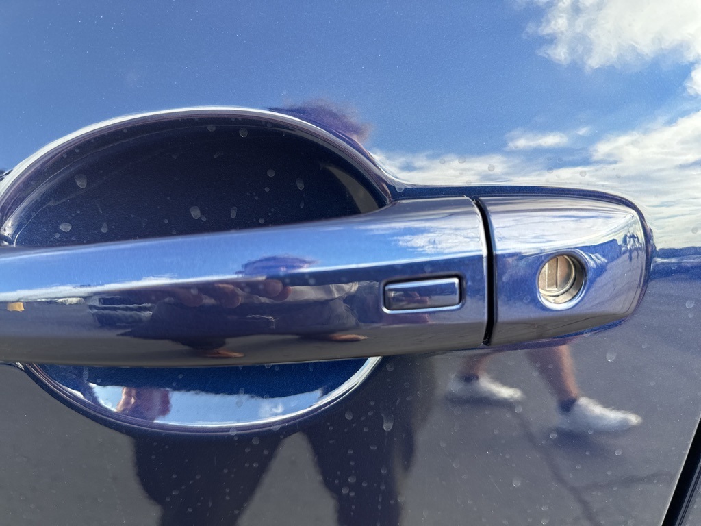 2026 Nissan Rogue SV photo 11