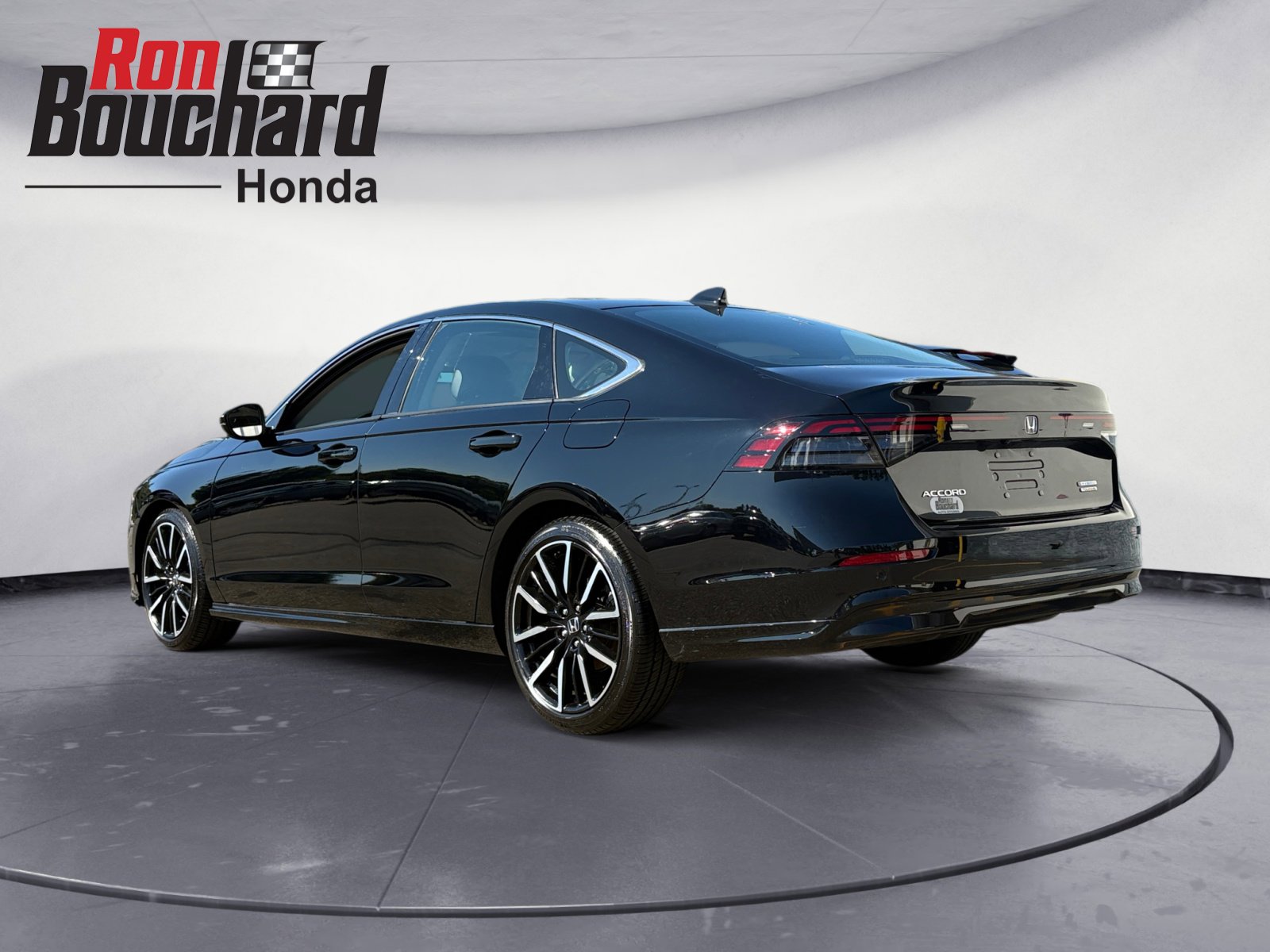 2024 Honda Accord Hybrid Touring photo 4