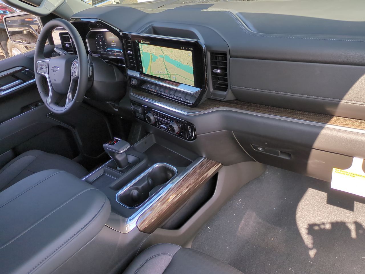 2025 Chevrolet Silverado 1500 RST photo 26