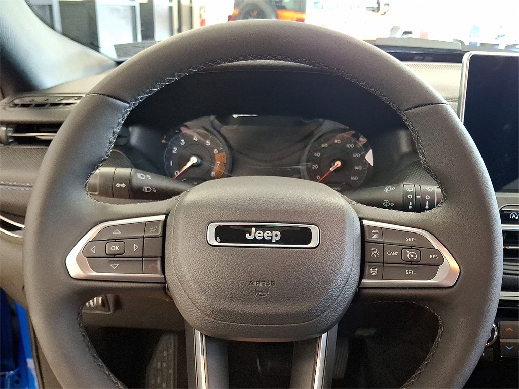 2025 Jeep Compass Limited photo 15