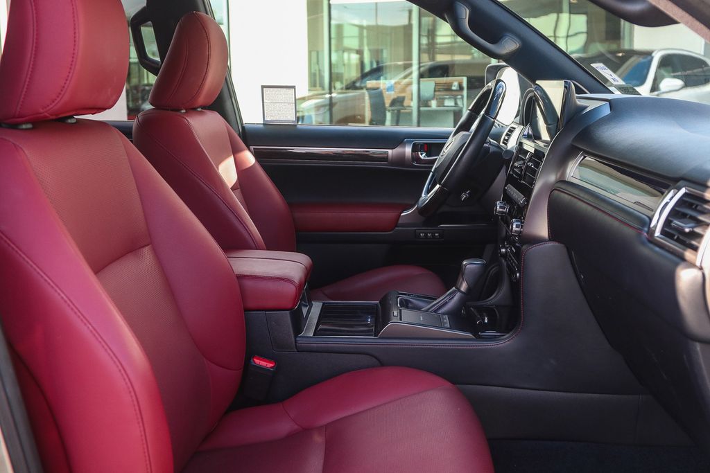 2022 Lexus GX 460 photo 12