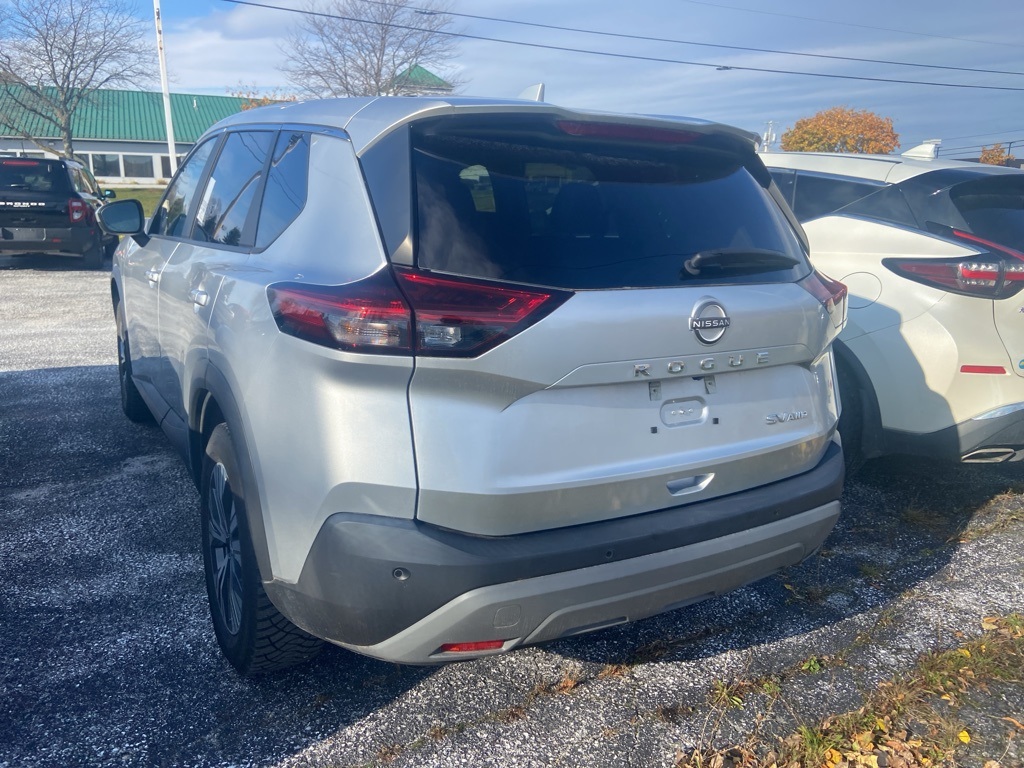 2023 Nissan Rogue SV photo 3