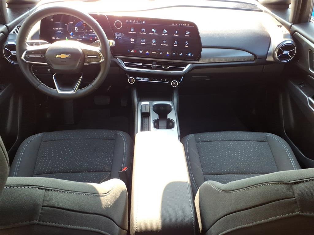 2025 Chevrolet Equinox EV 1LT photo 10
