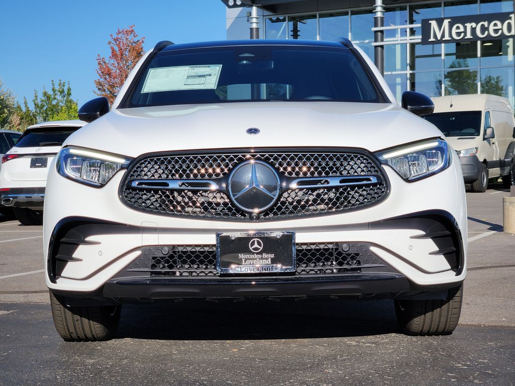 2026 Mercedes Benz GLC 300 4MATIC photo 2