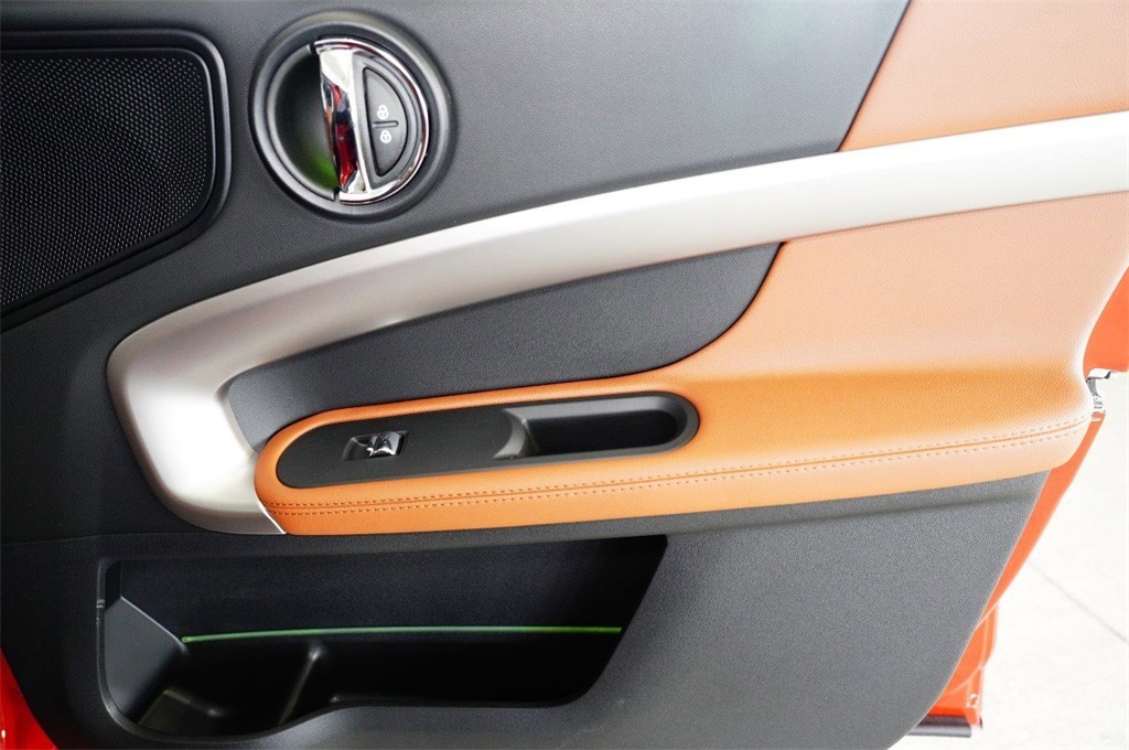 2024 Mini Countryman S ALL4 photo 6