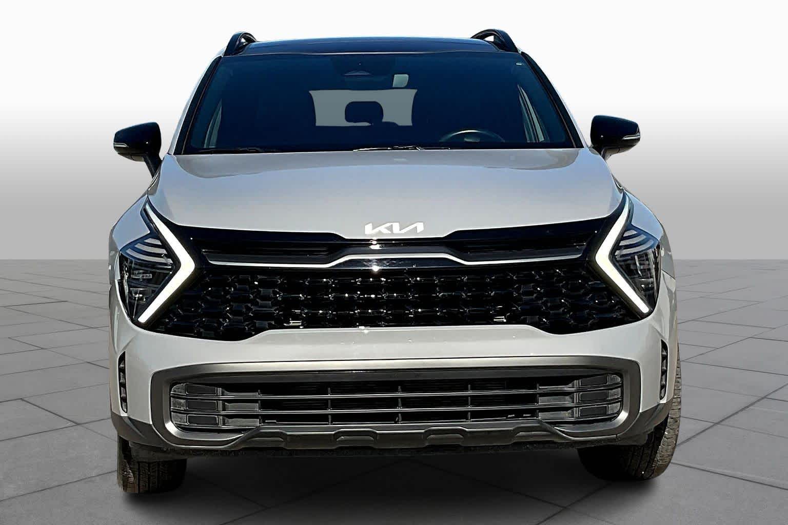 2024 Kia Sportage X-Line photo 2