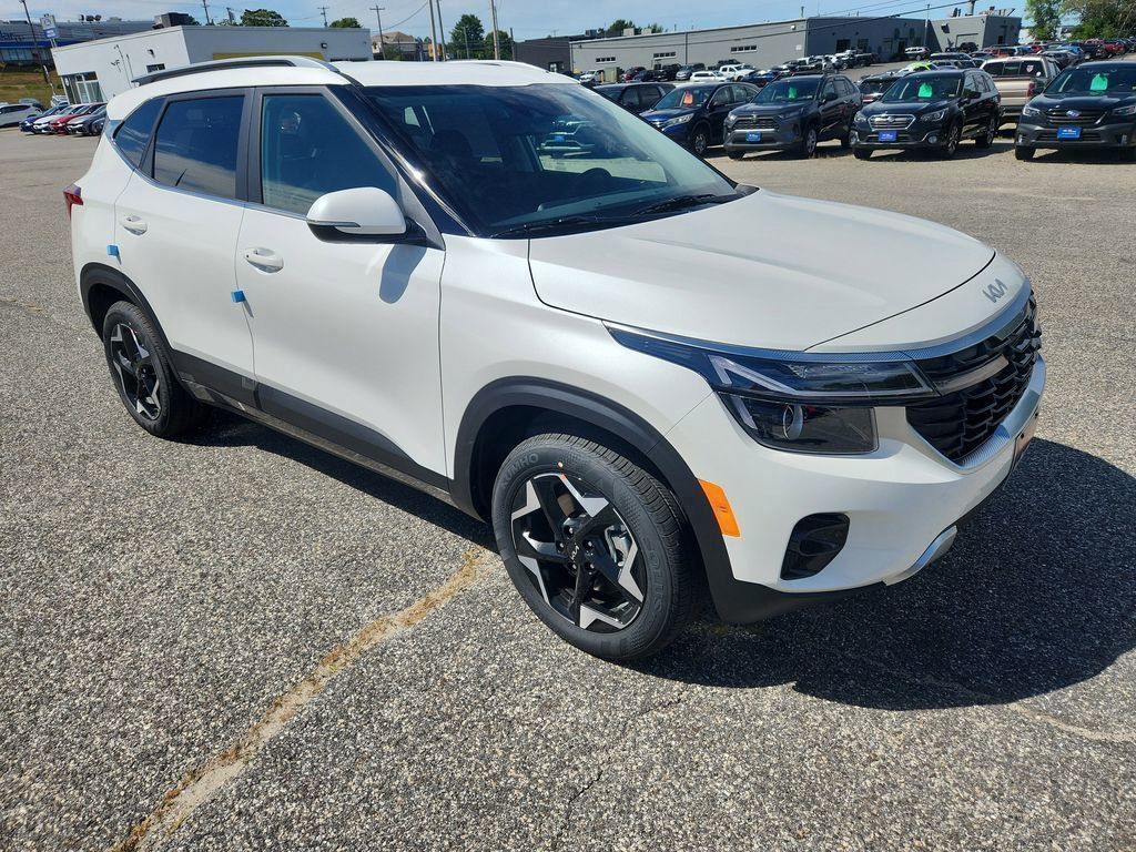 2026 Kia Seltos EX's photo