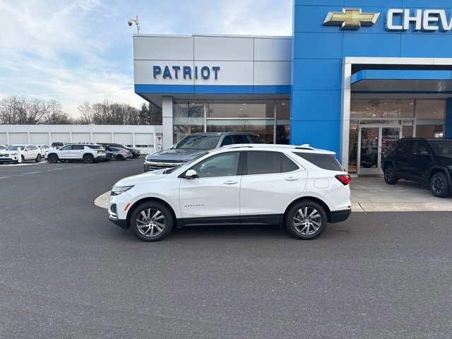 2022 Chevrolet Equinox Premier's photo