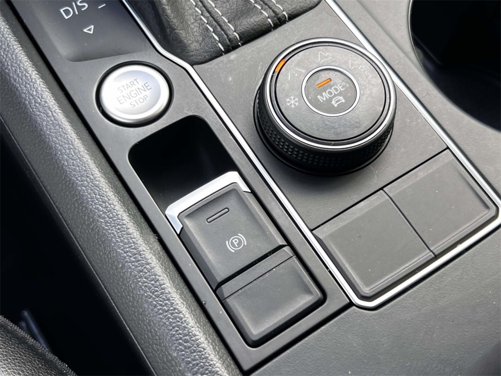 2021 Volkswagen Atlas SE photo 16