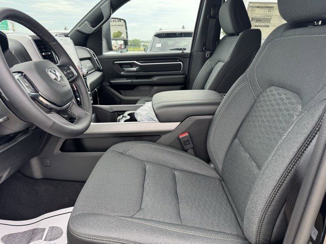 2026 Ram 1500 Big Horn photo 8
