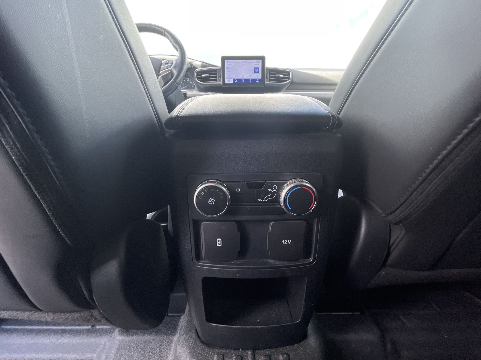 2021 Ford Explorer XLT photo 53