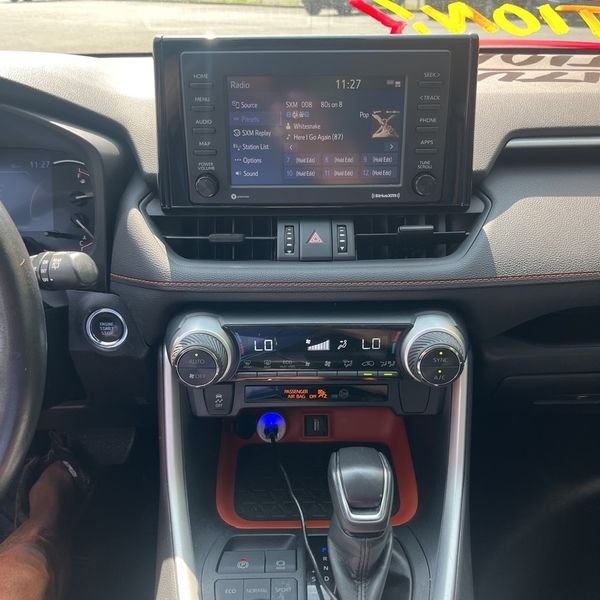 2022 Toyota RAV4 Adventure photo 3