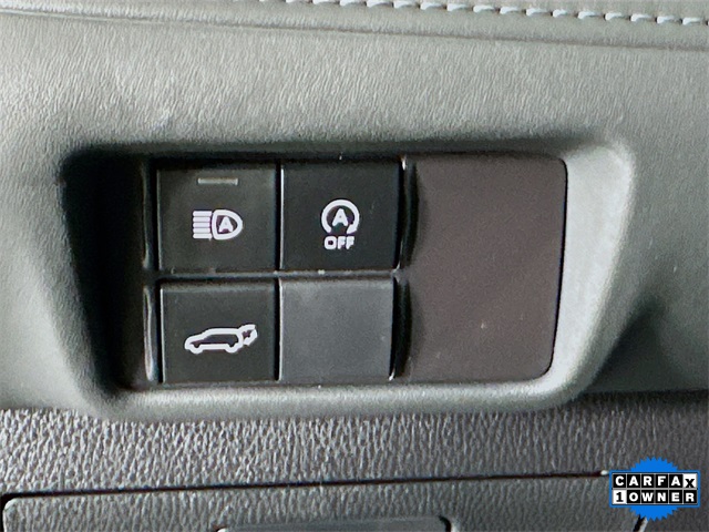 2023 Toyota Highlander L photo 11